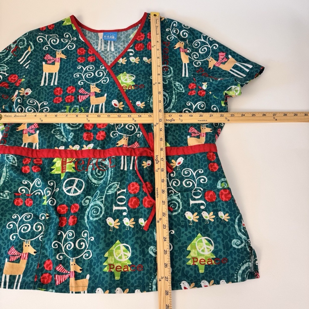 Scrub HQ Holiday Reindeer Scrub Top Women XL Teal Peace Joy Mock Wrap‎ - Picture 7 of 11